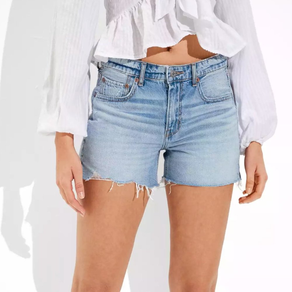 AMERICAN EAGLE | Midi jean denim shorts | Size 6